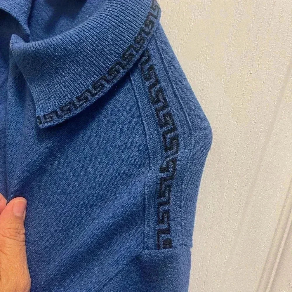 Authentic Versace Blue Tops. Condition Shoulder A… - image 4